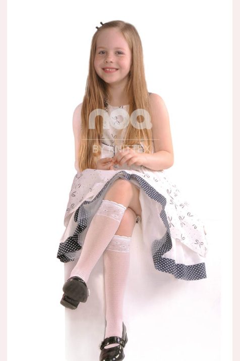 Podkolanówki dziewczęce z połyskującą nitką 20 den Pola