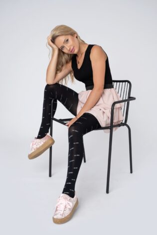 Rajstopy wzorzyste z mikrofibry z brokatowym napisem YES GIRL