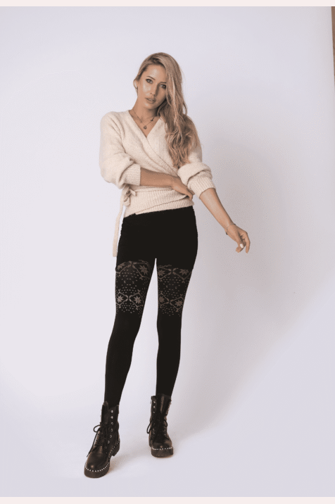 Rajstopy damskie z nadrukiem wykonane z mikrofibry KNITS