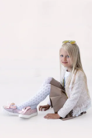 Rajstopy dziewczęce w listki z mikrofibry 40 den