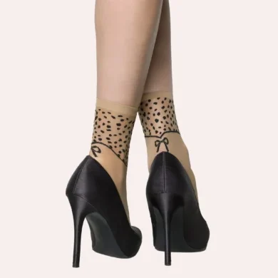 Skarpetki damskie w cętki z kokardką 20 den Coquette