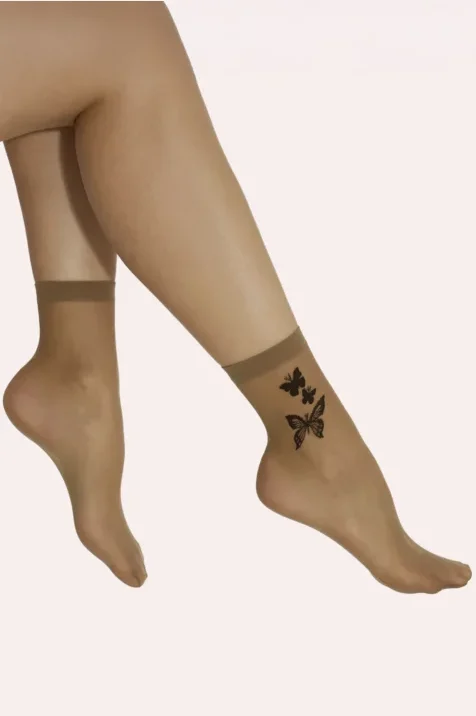 Skarpetki wzorzyste z motylkiem